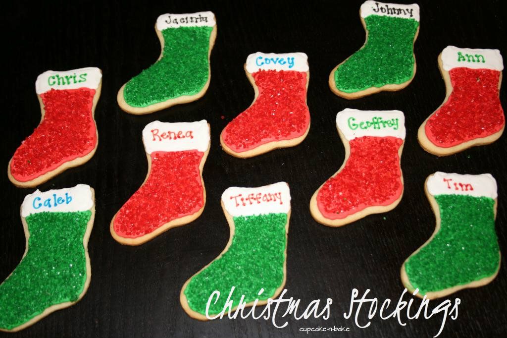 Christmas Stockings via @cupcake_n_bake #cookies #holidaybaking