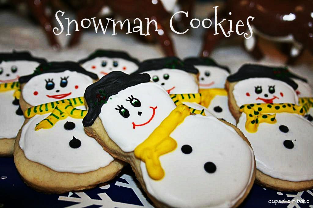 Snowman cookies from @cupcake-n-bake