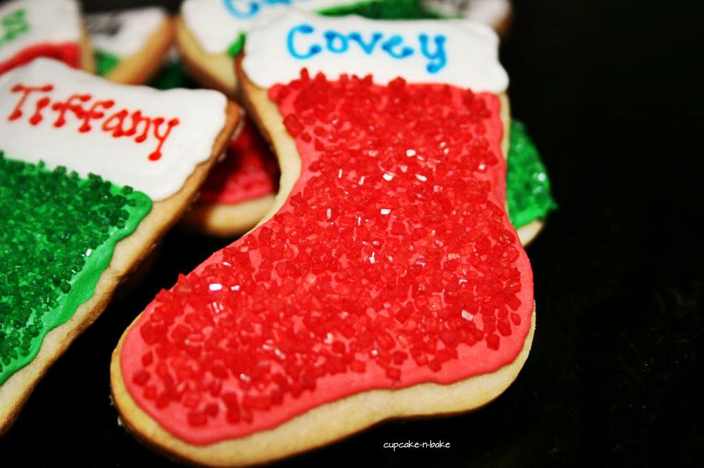 Christmas Stockings via @cupcake_n_bake #holidays #cookies