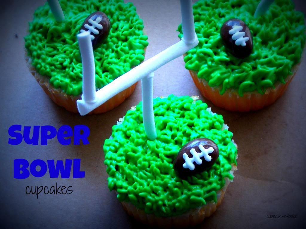  Super Bowl Cupcakes via @cupcake_n_bake #football #party