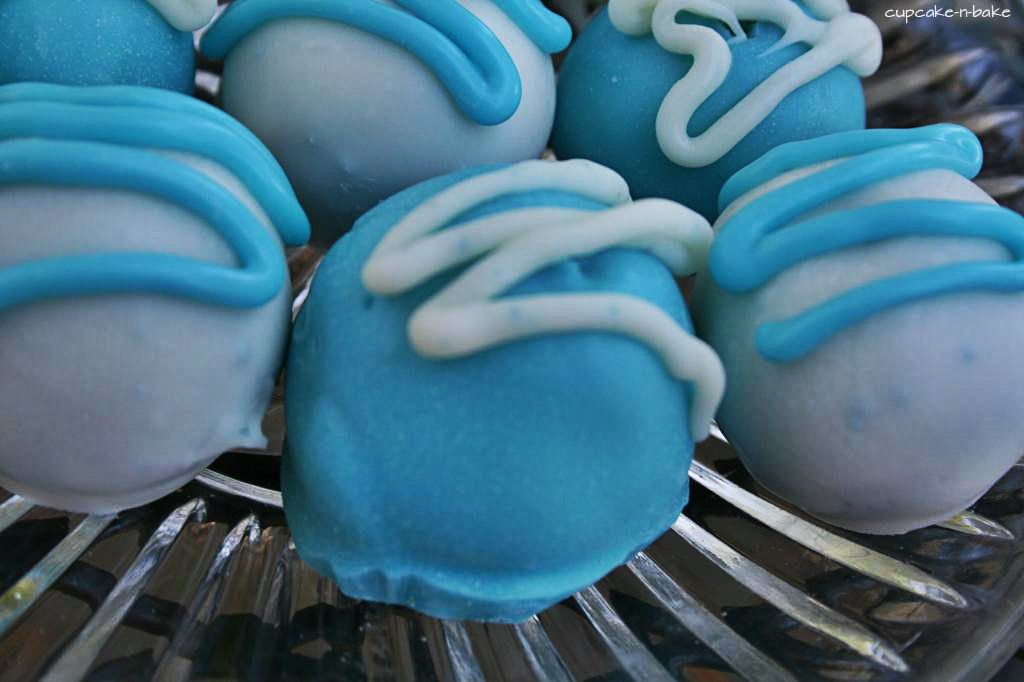 Blue Velvet Cake Balls via @cupcake_n_bake #babyshower
