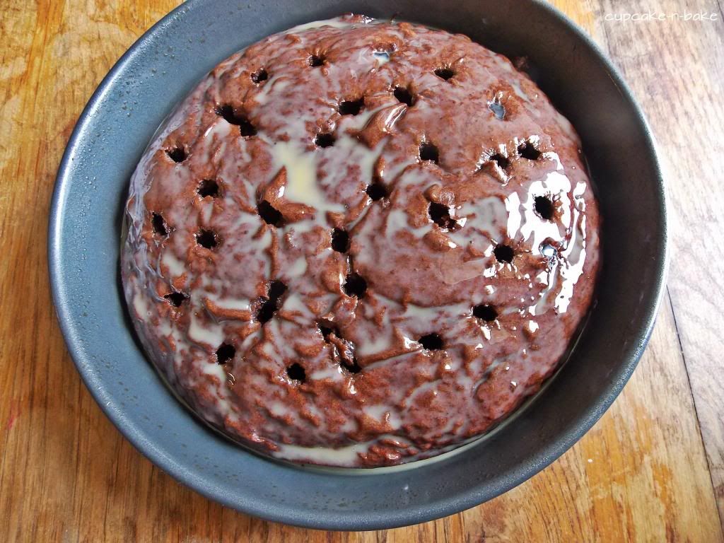  How to make Ooey-Gooey Butterfinger Trifle via @cupcake_n_bake #recipe #cake #butterfinger