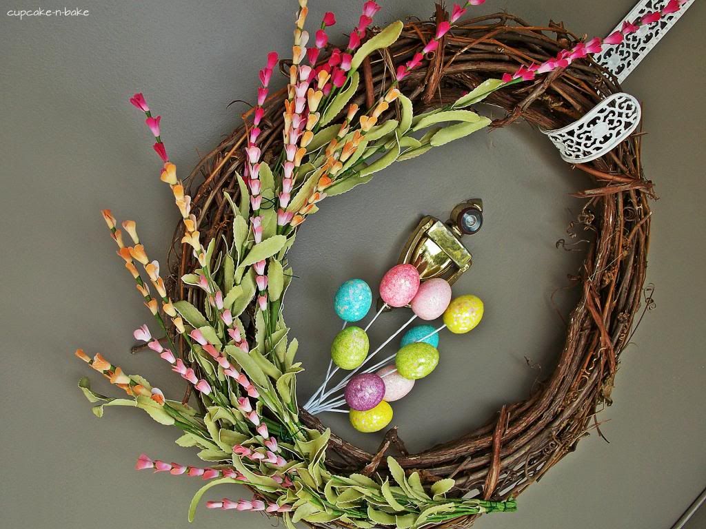  Rustic Spring Wreath via @cupcake_n_bake #diy #spring #wreaths