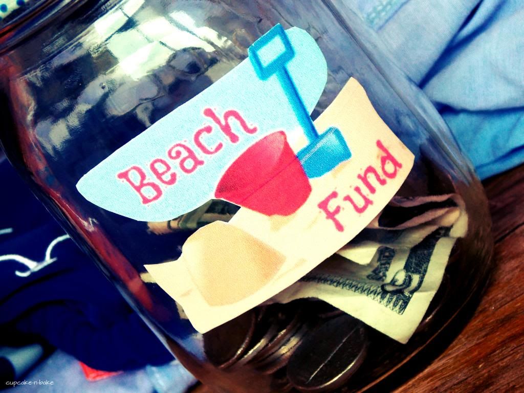  #DIY Money Saver Jar via @cupcake_n_bake #masonjarcrafts