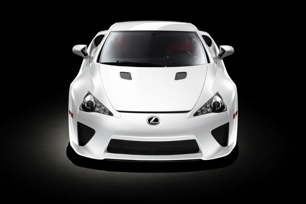 lexus-lf-a-104.jpg