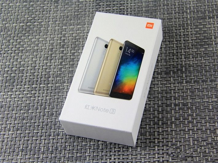 Xiaomi-Redmi-Note-3-Unboxing-2_zps2nirfn
