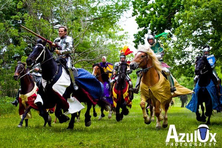 Tournament organizer Steve Hemphill leads the charge of several of the jousters who competed in the original Lysts on the Lake 2011 jousting tournament at Castleton (photo by AzulOx)