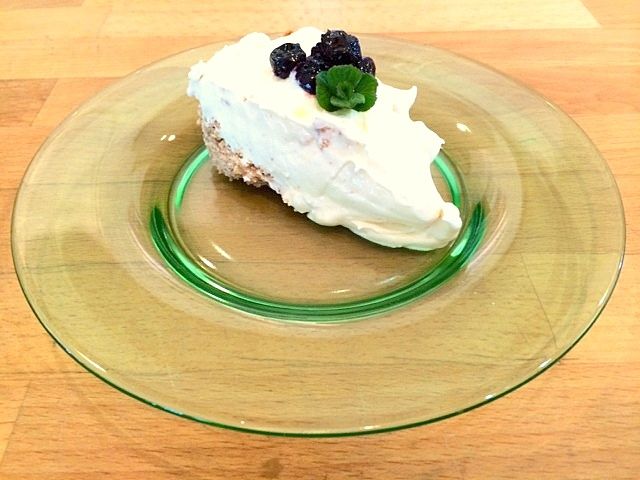Lemon Sun-Kissed Cheesecake with Maple Crust Lemon Sun-Kissed Cheesecake with Maple Crust